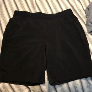Lululemon 9” Linerless T.H.E. Shorts XL